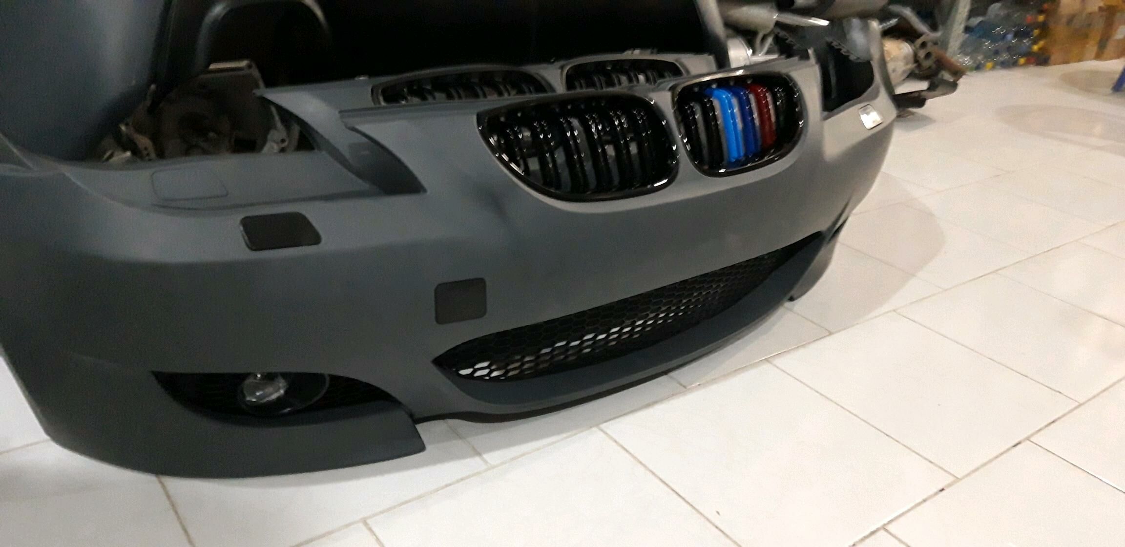 BMW E60 M5 Öň bamper 2 800 TMT - Hitrowka - img 2