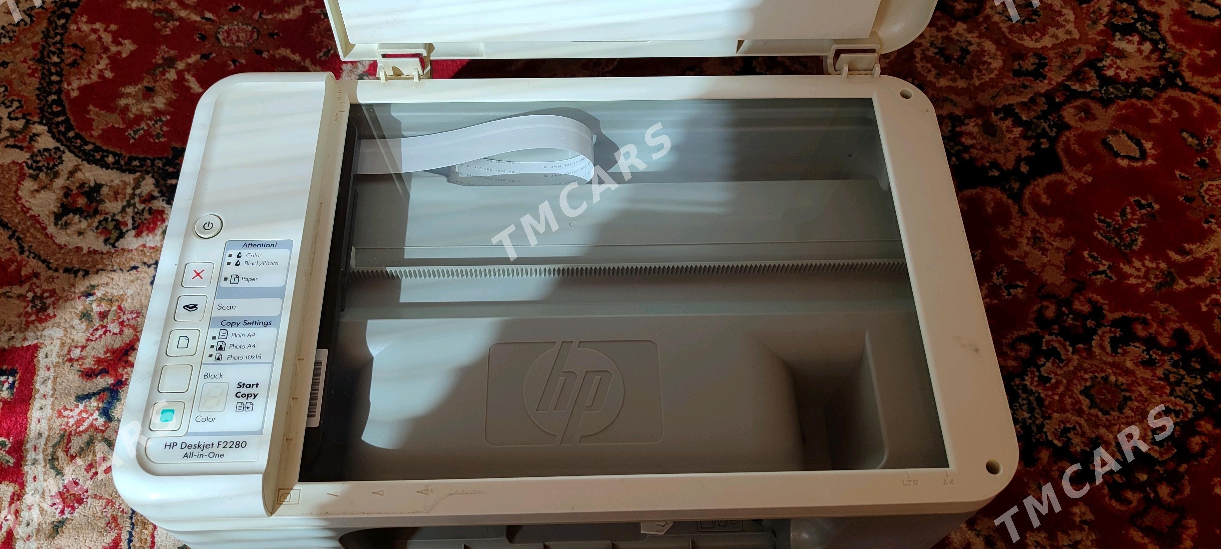 HP 3x1 swetnoy printer - Кëши - img 2