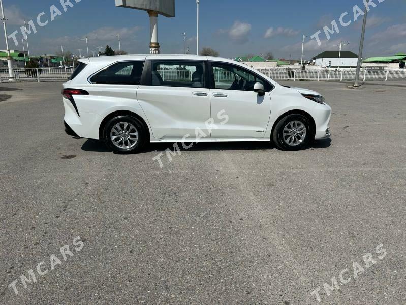 Toyota Sienna 2022 - 690 000 TMT - Ашхабад - img 5