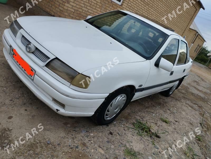 Opel Vectra 1992 - 28 000 TMT - Murgap - img 2