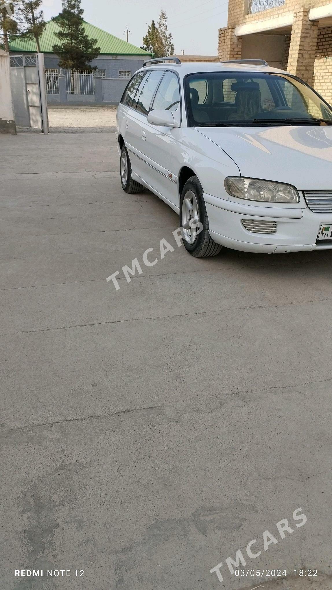 Opel Omega 1995 - 35 000 TMT - Анев - img 4