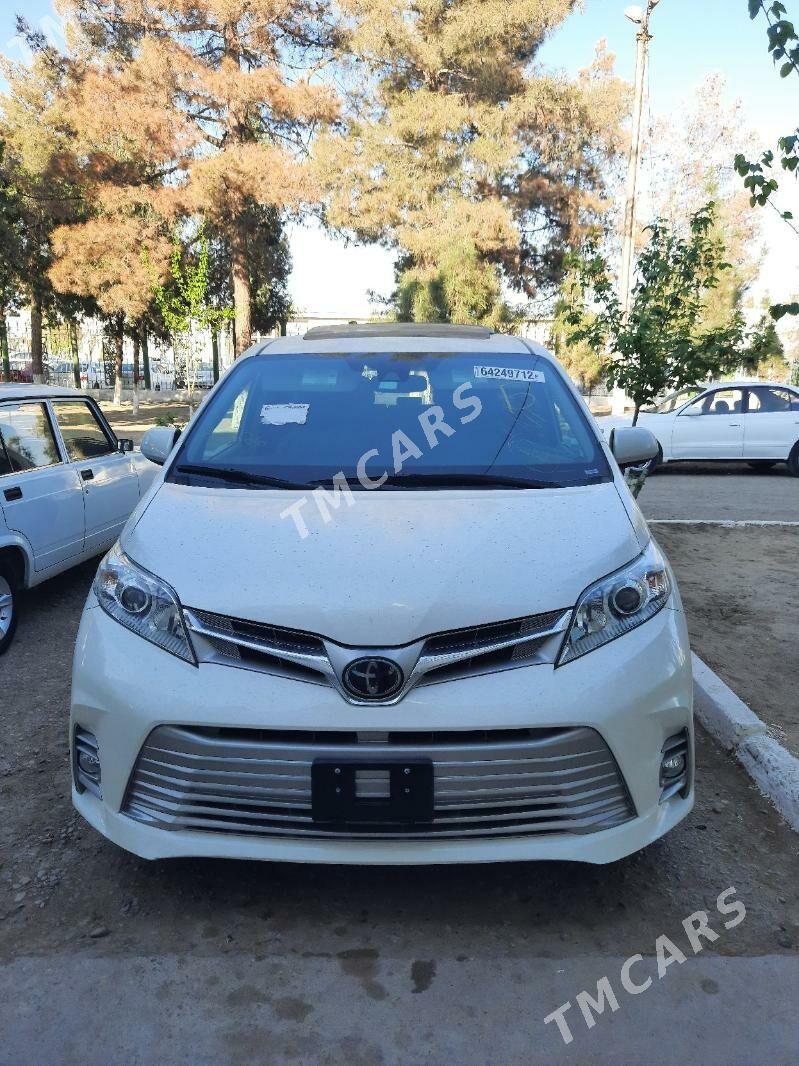 Toyota Sienna 2019 - 480 000 TMT - Мары - img 6