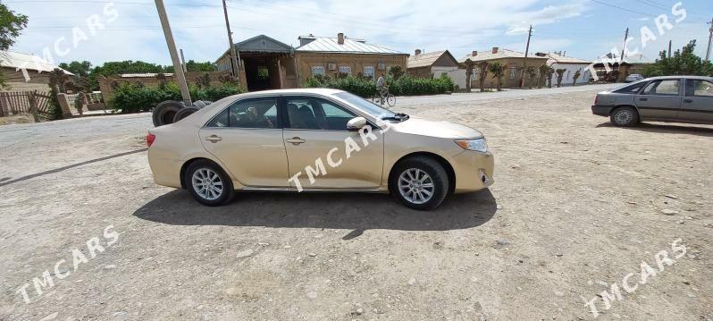 Toyota Camry 2011 - 150 000 TMT - Мургап - img 4