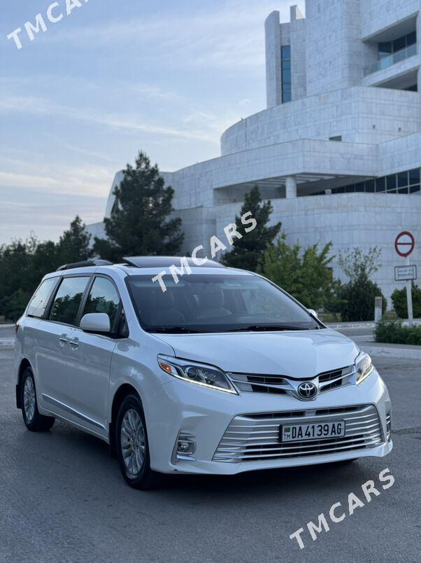 Toyota Sienna 2017 - 368 000 TMT - Ашхабад - img 4