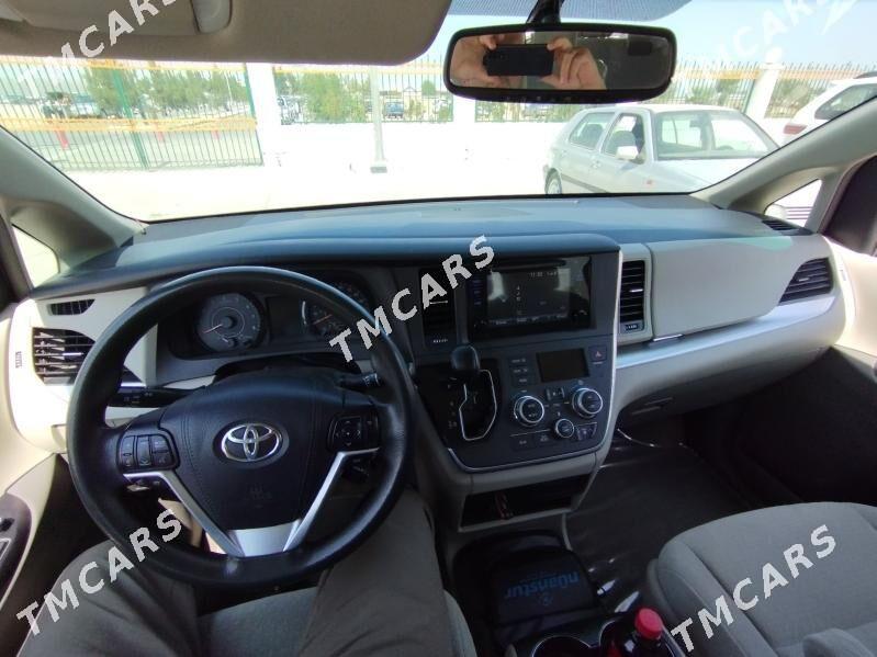 Toyota Sienna 2015 - 320 000 TMT - Мары - img 8