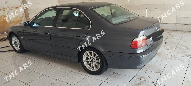 BMW 528 1998 - 88 000 TMT - Mary - img 3