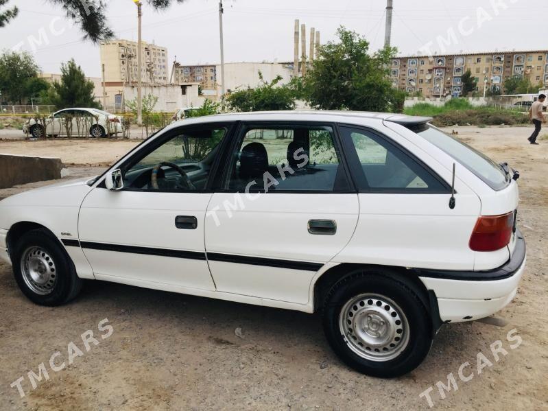 Opel Astra 1993 - 25 000 TMT - Türkmenabat - img 4