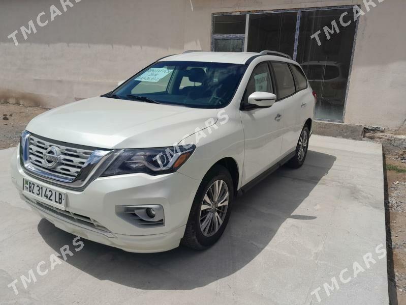 Nissan Pathfinder 2018 - 260 000 TMT - Türkmenabat - img 2