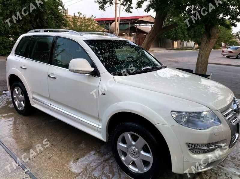 Volkswagen Touareg 2010 - 345 000 TMT - Балканабат - img 10