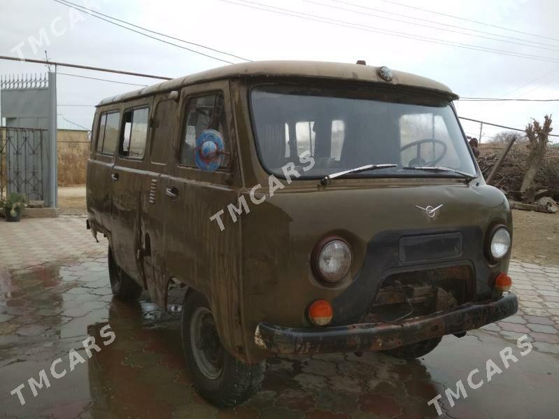 UAZ 452 1990 - 15 000 TMT - Hojambaz - img 2