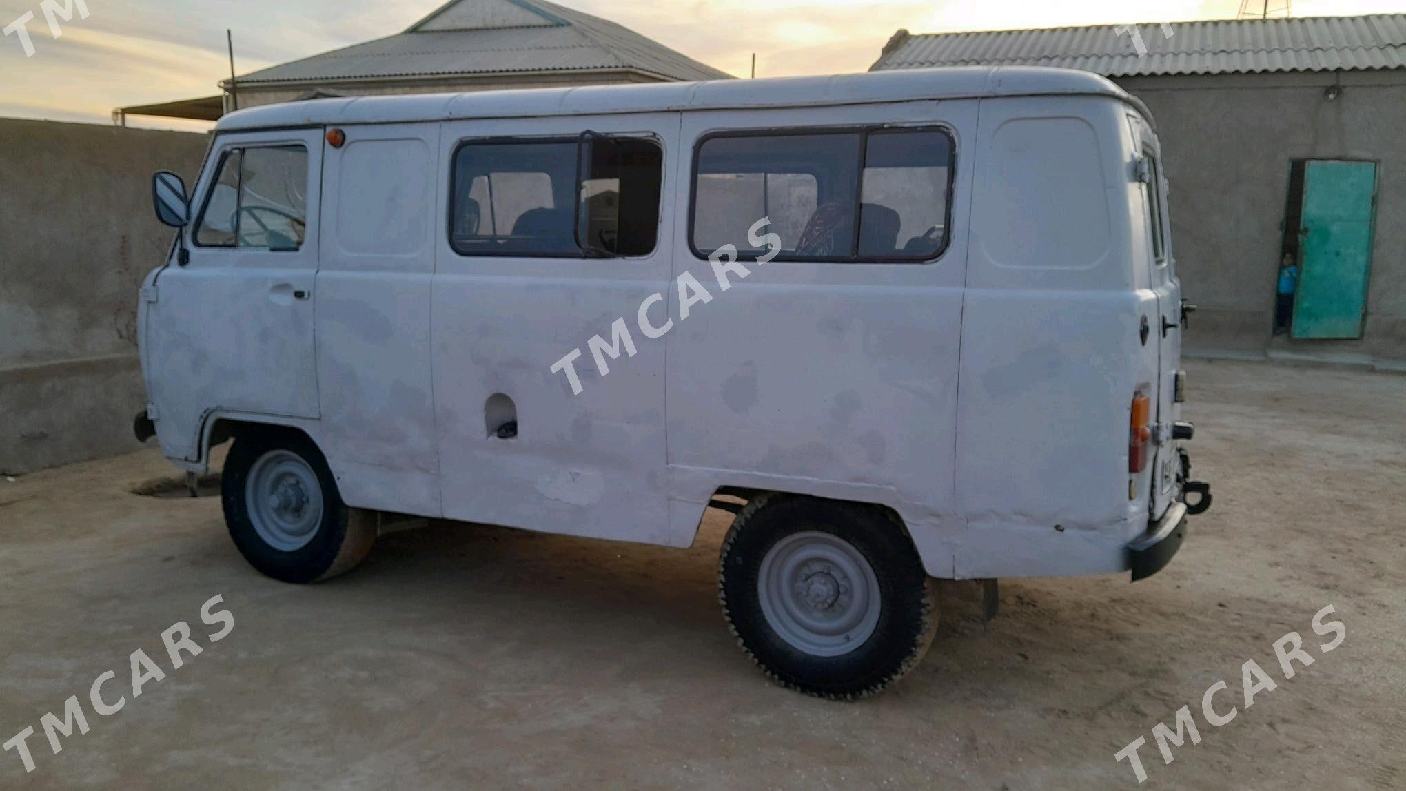 UAZ 469 1998 - 15 000 TMT - Эсенгулы - img 4