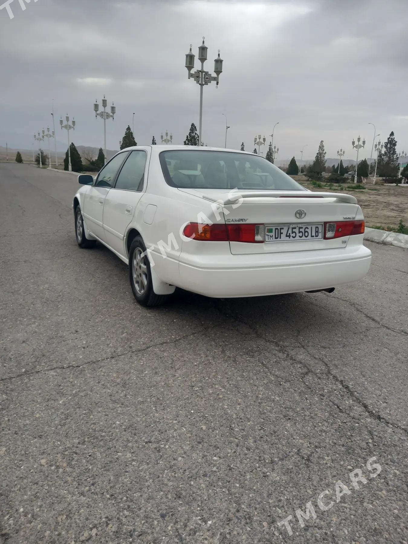 Toyota Camry 2000 - 110 000 TMT - Койтендаг - img 4