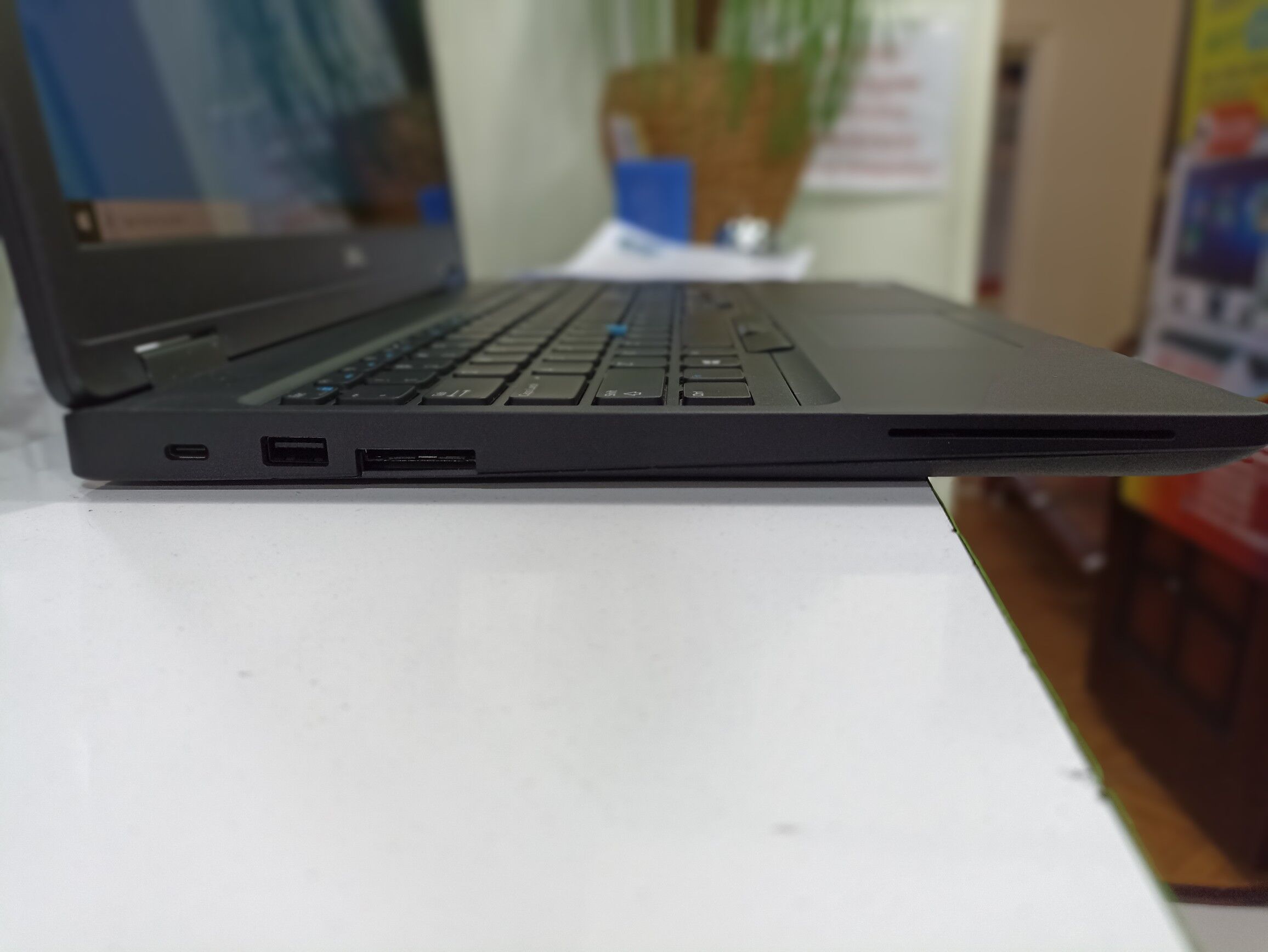 DELL E5570 I7 6GEN ATI 2GB - Aşgabat - img 2