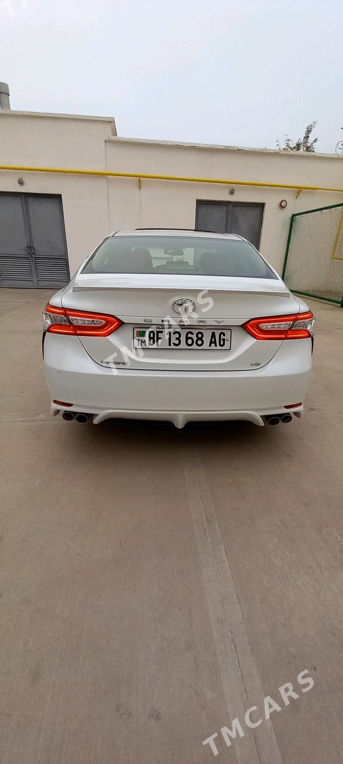 Toyota Camry 2020 - 430 000 TMT - Aşgabat - img 6