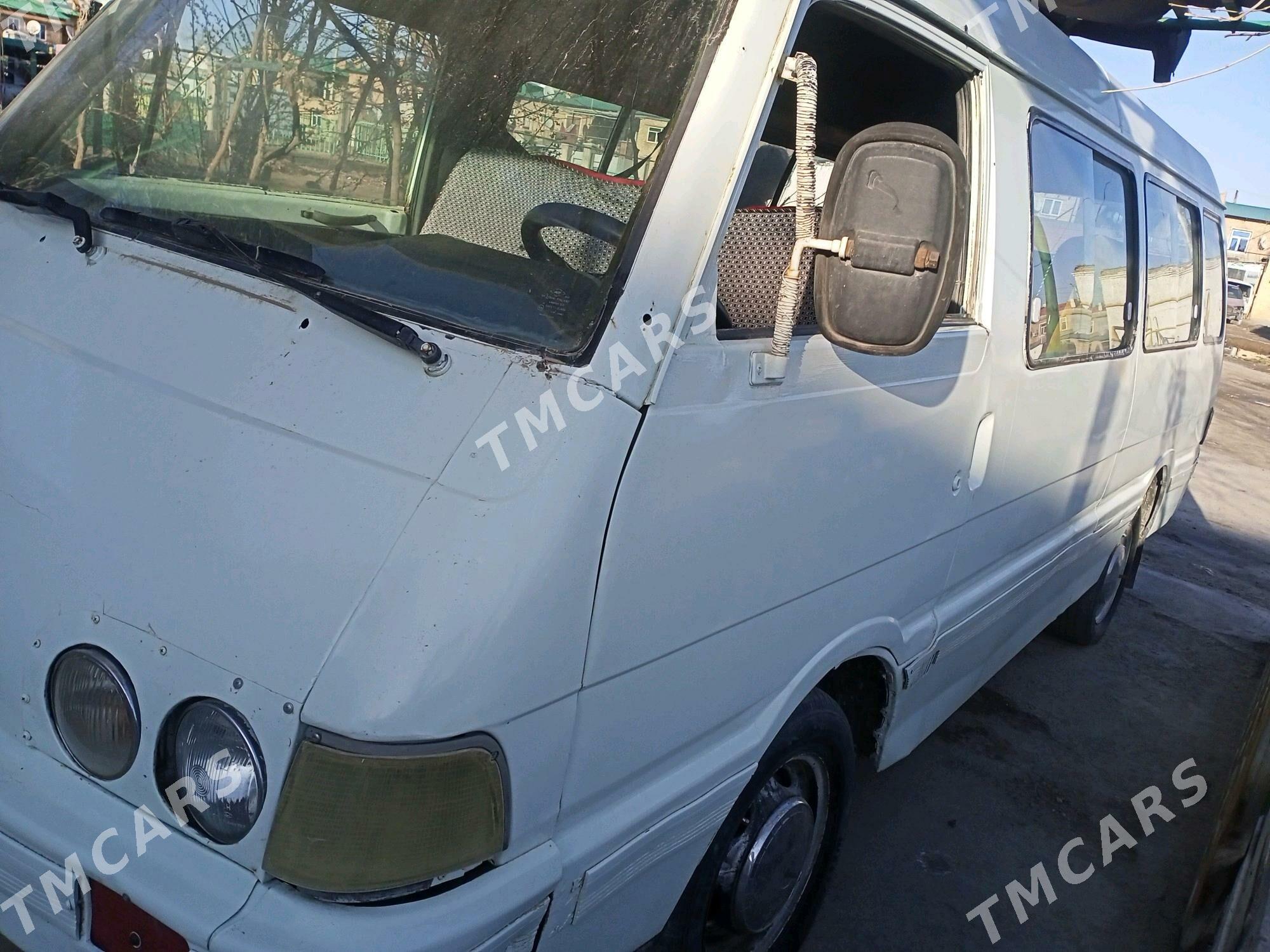 Toyota Hiace 1993 - 20 000 TMT - Туркменабат - img 2