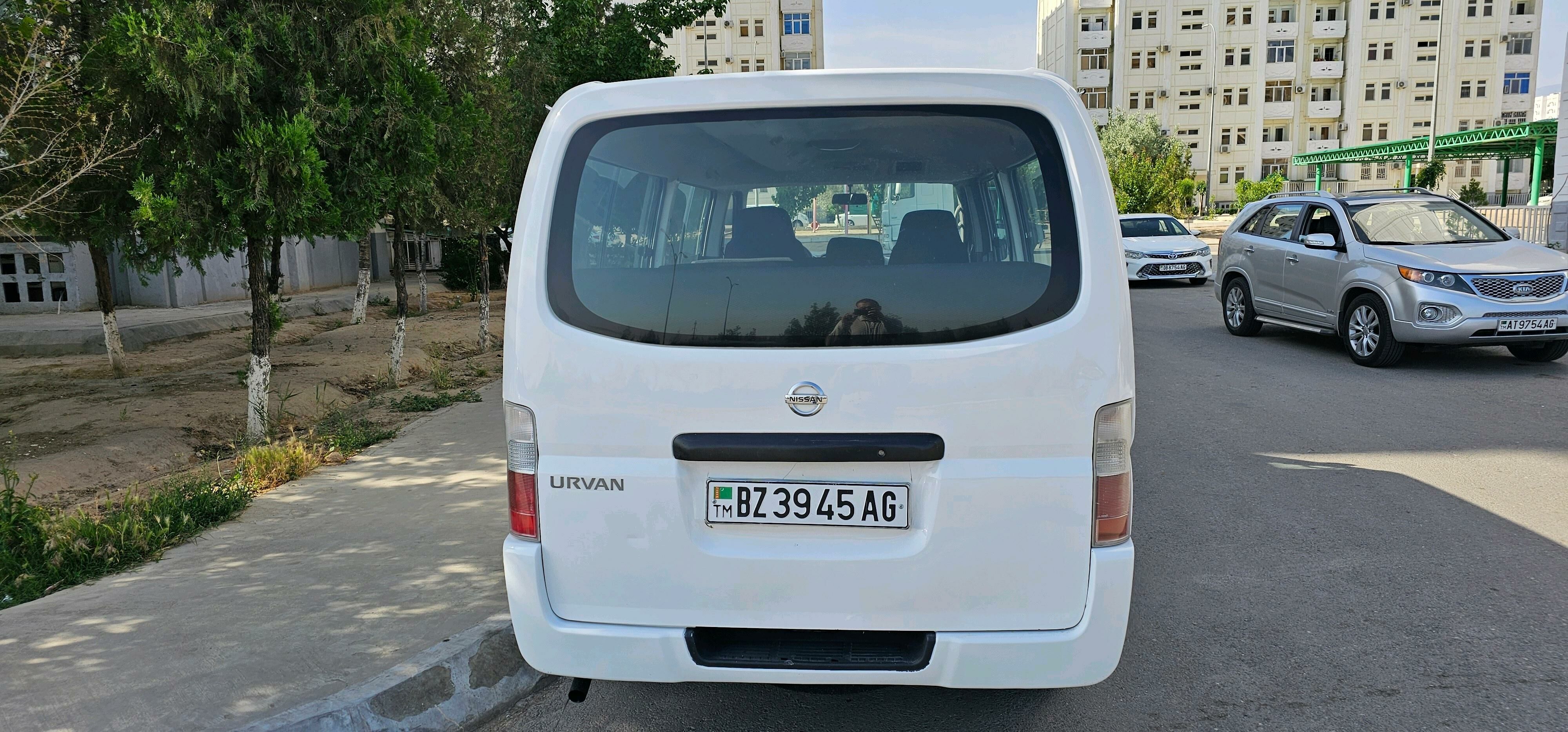 Nissan Urvan 2010 - 220 000 TMT - Мир 7 - img 4