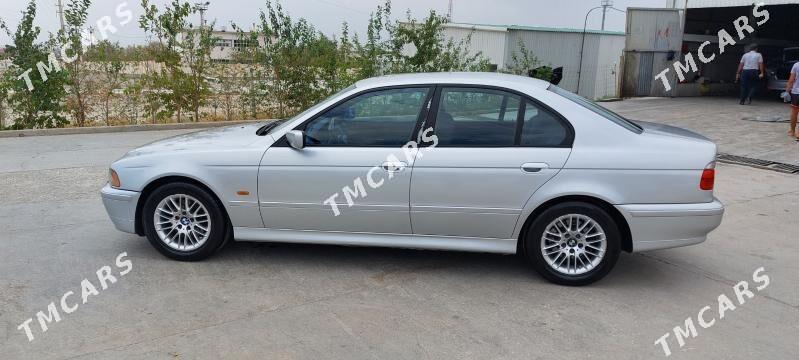 BMW E39 1999 - 90 000 TMT - Балканабат - img 5