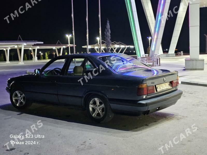 BMW 520 1990 - 30 000 TMT - Türkmenabat - img 4
