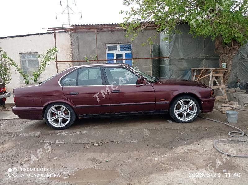 BMW 535 1991 - 25 000 TMT - Чарджоу - img 4