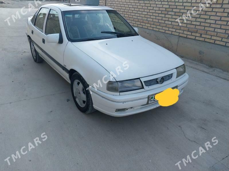 Opel Vectra 1994 - 36 000 TMT - Бахарден - img 3