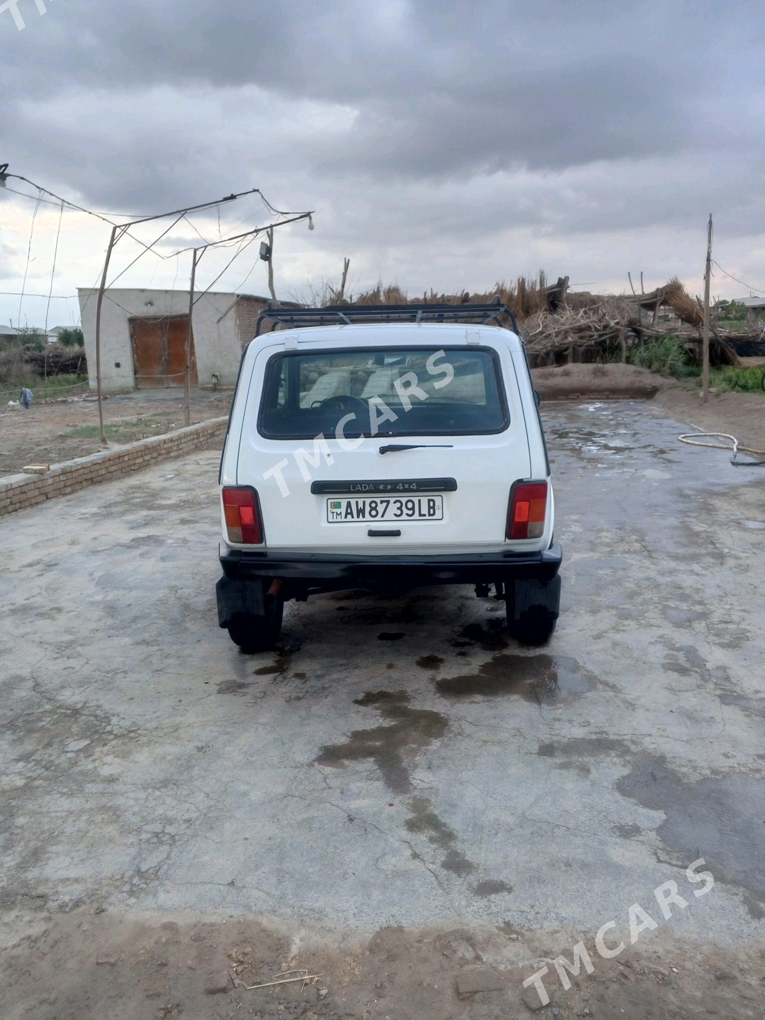 Lada Niva 2011 - 40 000 TMT - Керки - img 2