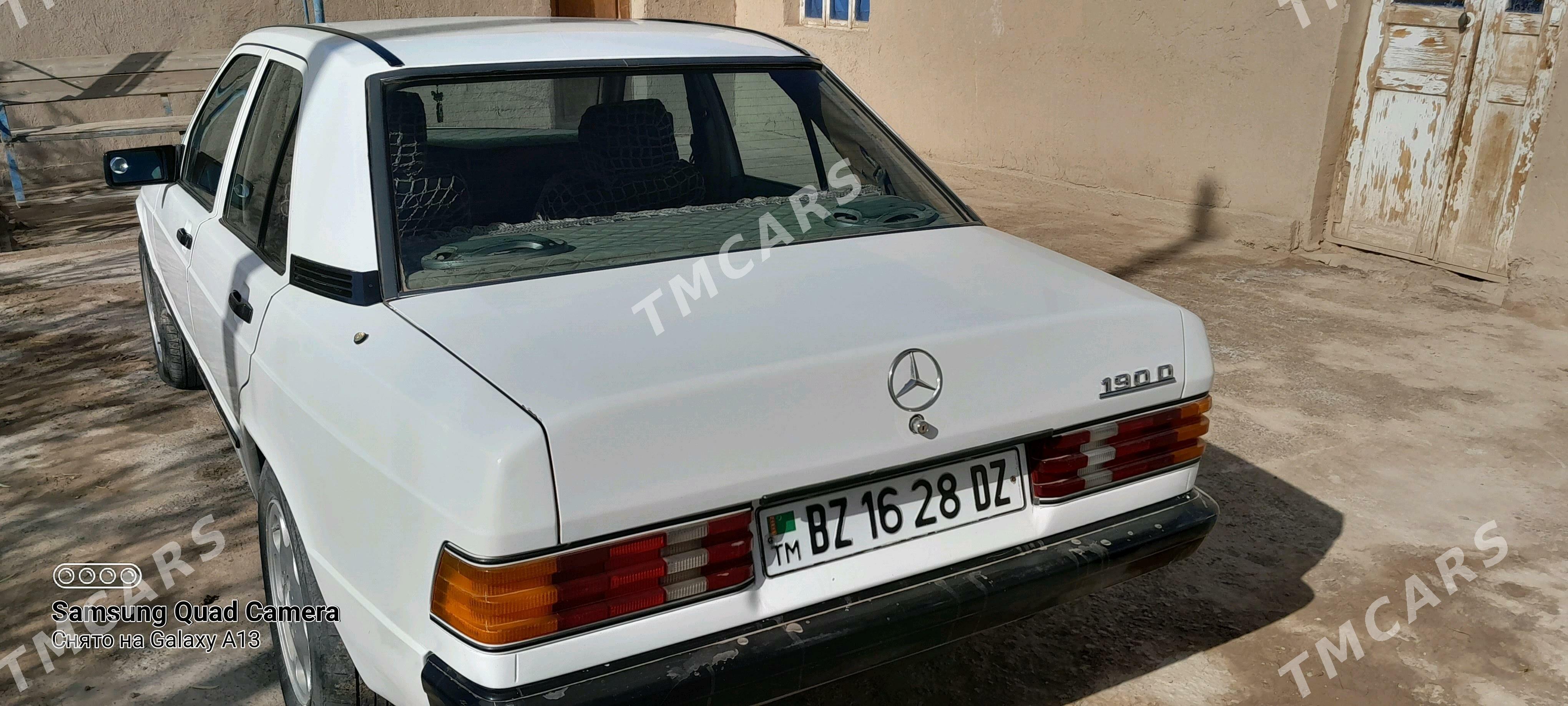 Mercedes-Benz 190E 1985 - 30 000 TMT - Akdepe - img 2