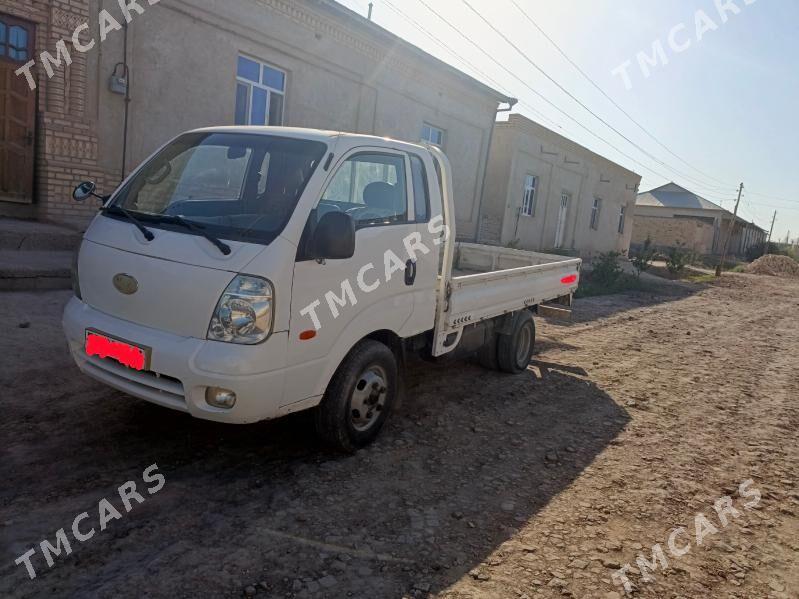 Kia Bongo 2010 - 170 000 TMT - Гурбансолтан Едже - img 3