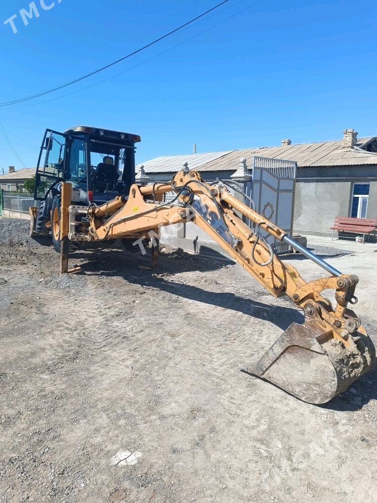 JCB 4CX ECO 2008 - 400 000 TMT - Aşgabat - img 2