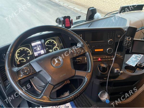 Mercedes-Benz ACTROS 3331 2015 - 820 000 TMT - Мары - img 4