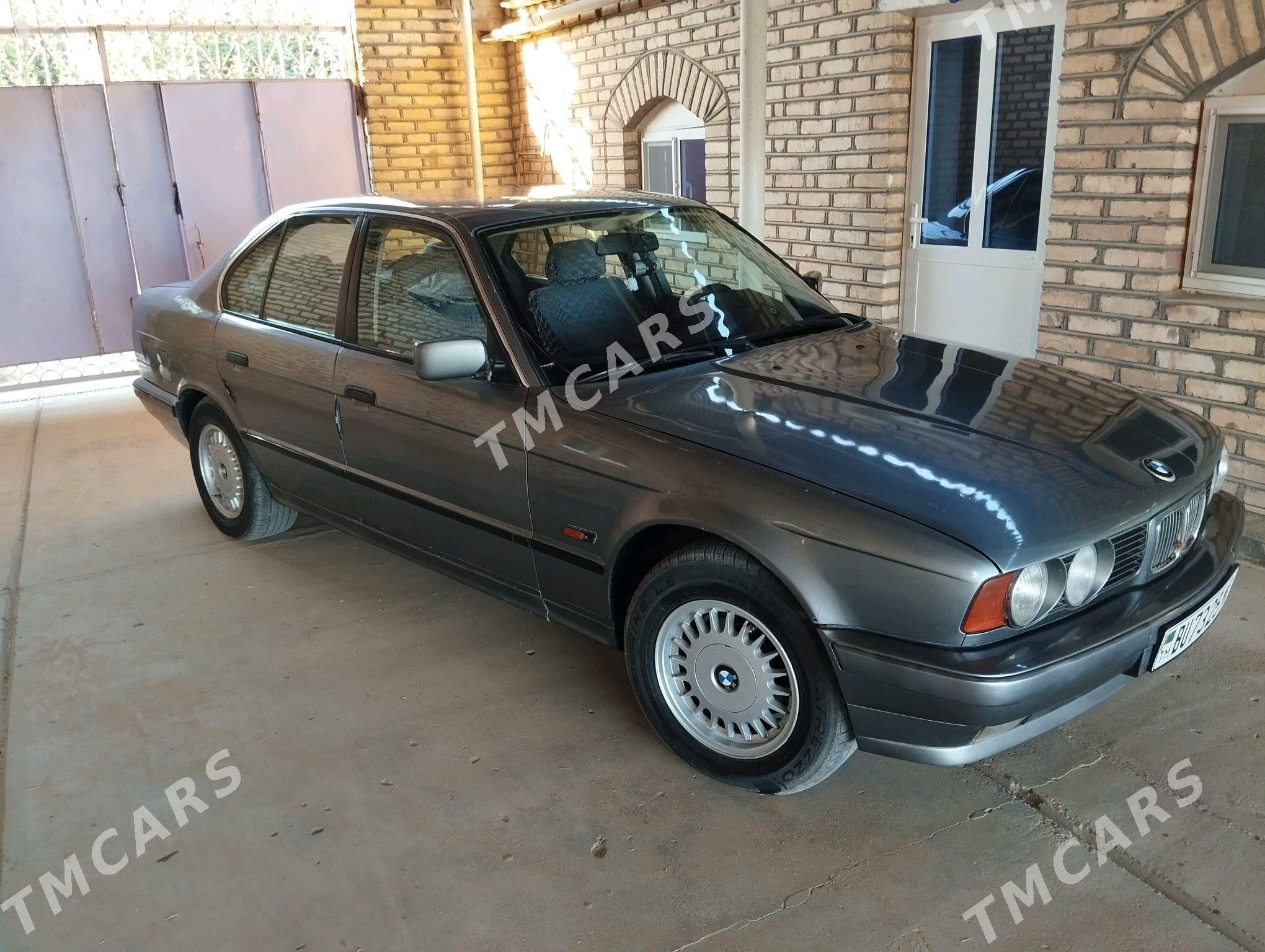 BMW 325 1993 - 54 000 TMT - Ýolöten - img 3