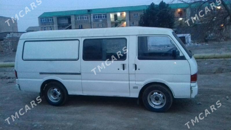 Toyota Hiace 1997 - 50 000 TMT - Магданлы - img 2