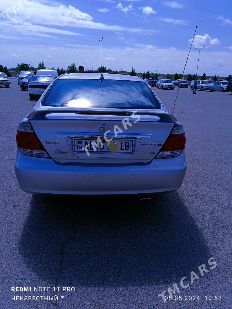 Toyota Camry 2005 - 190 000 TMT - Дянев - img 3