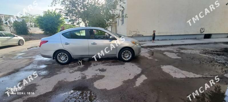 Nissan Versa 2012 - 100 000 TMT - 8 мкр - img 4