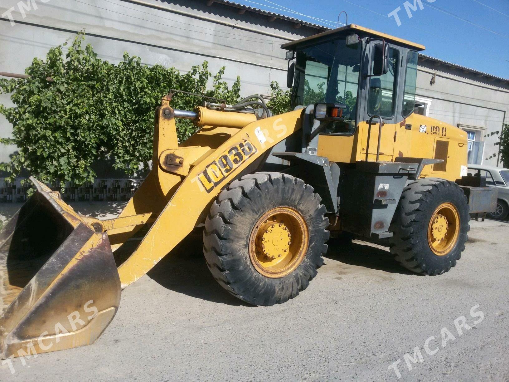 XCMG LW300F 2011 - 300 000 TMT - Дянев - img 3