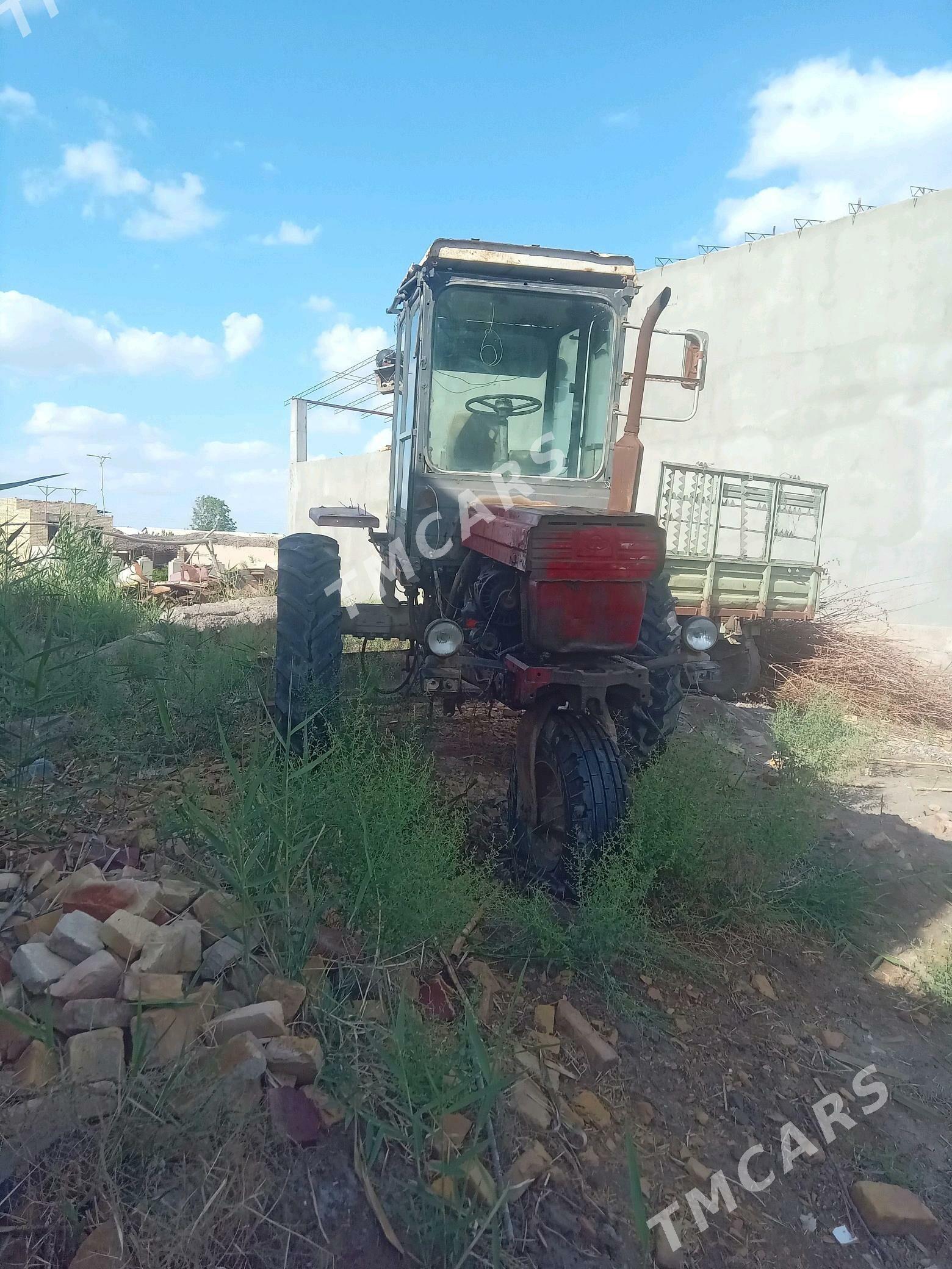 MTZ T-28 1992 - 35 000 TMT - Дянев - img 3