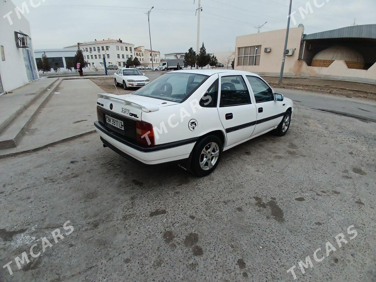 Opel Vectra 1989 - 25 000 TMT - Туркменабат - img 2