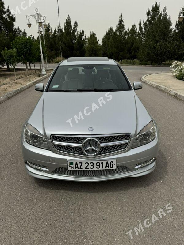 Mercedes-Benz C300 2010 - 195 000 TMT - Aşgabat - img 5