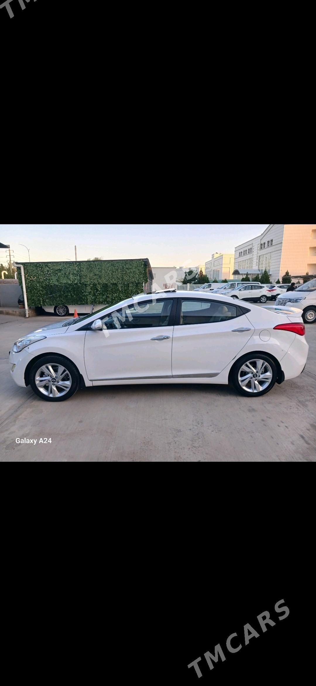 Hyundai Elantra 2013 - 195 000 TMT - Howdan "B" - img 2