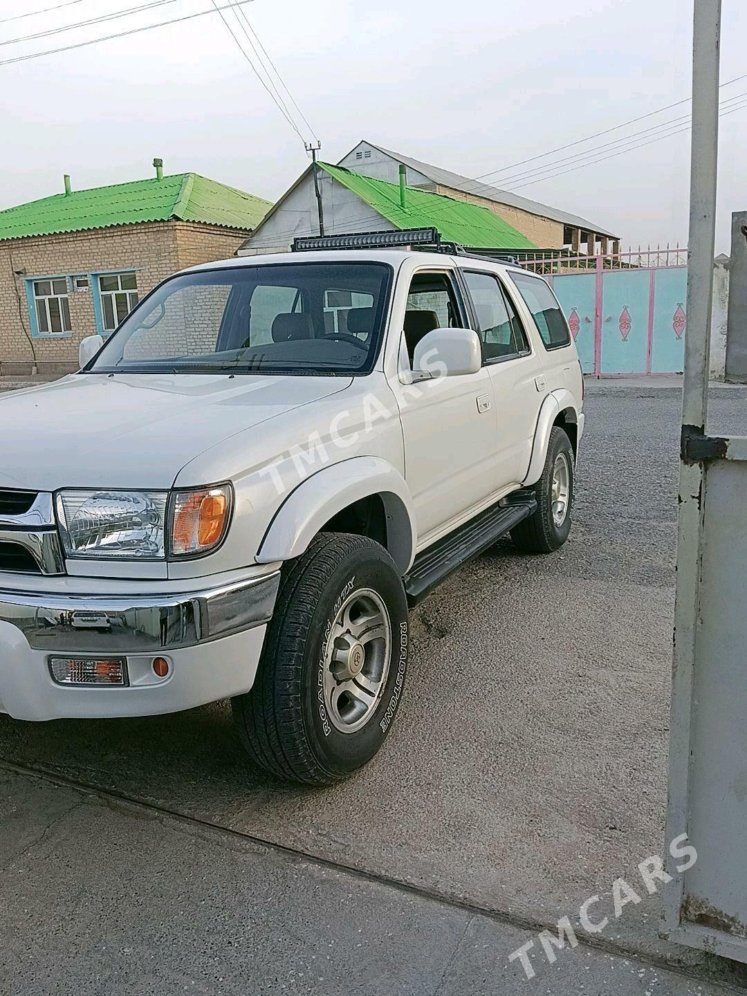 Toyota 4Runner 2001 - 150 000 TMT - Херрикгала - img 4