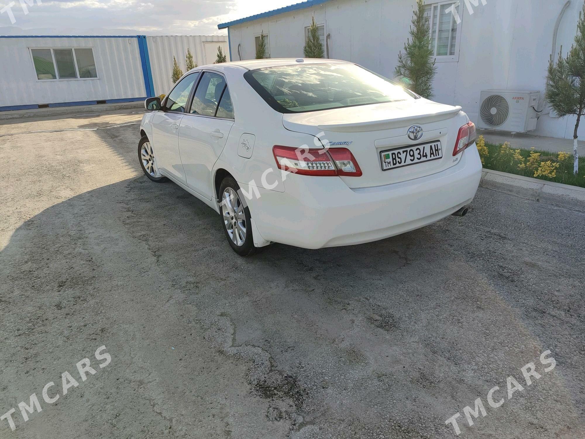 Toyota Camry 2009 - 142 000 TMT - Мир 1 - img 2