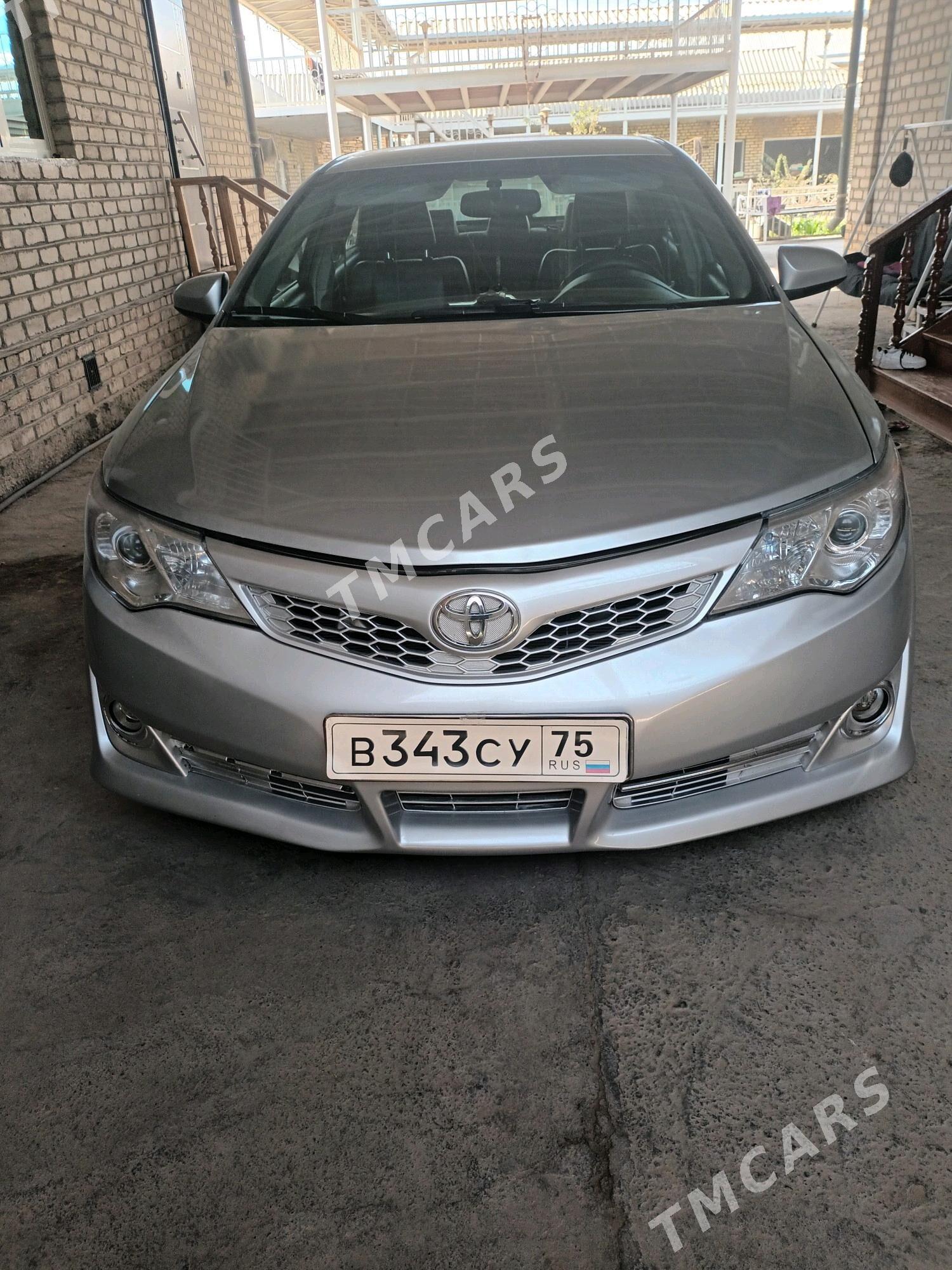 Toyota Camry 2012 - 200 000 TMT - Мары - img 3