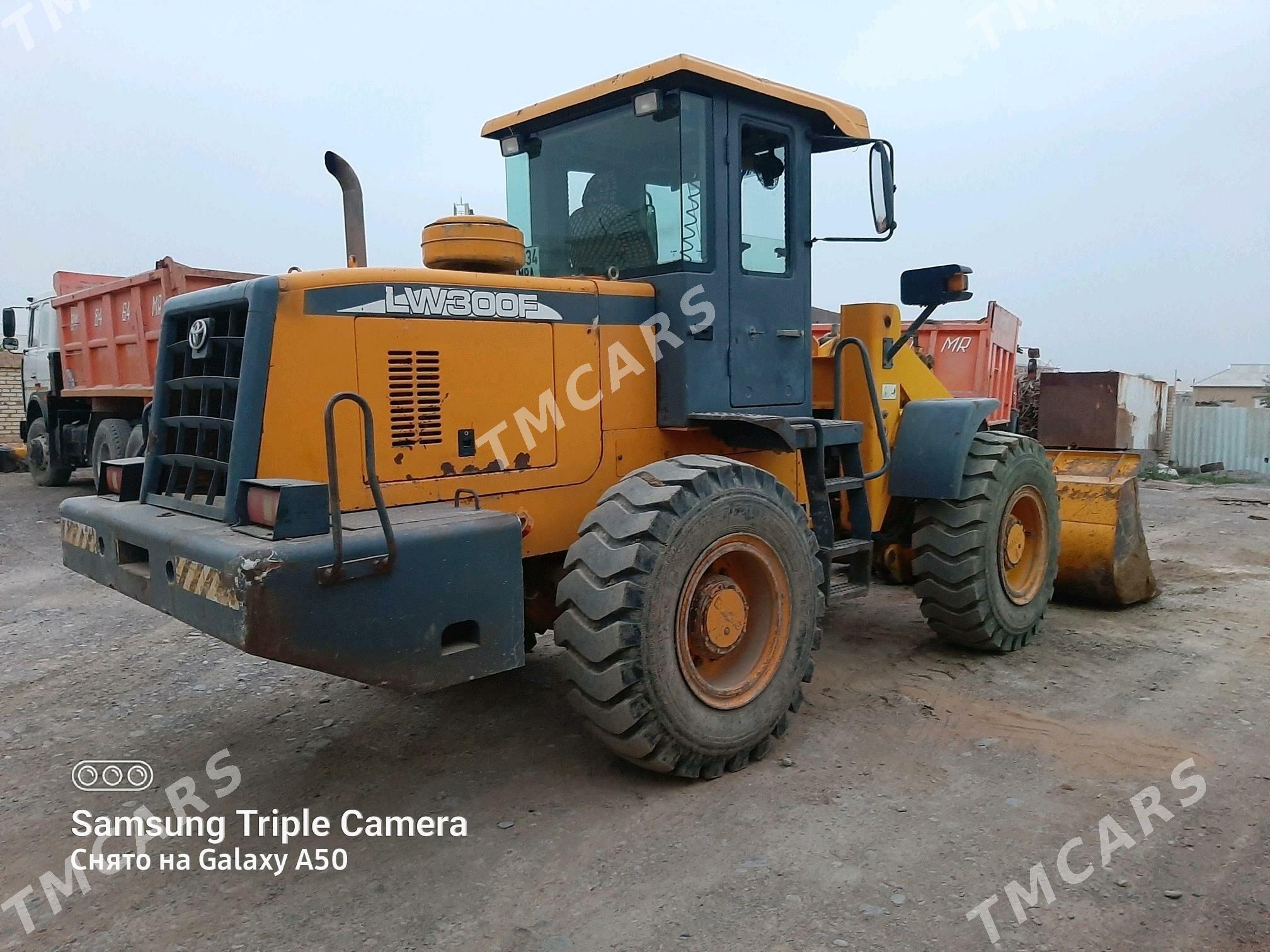 XCMG LW300F 2010 - 360 000 TMT - Векильбазар - img 4