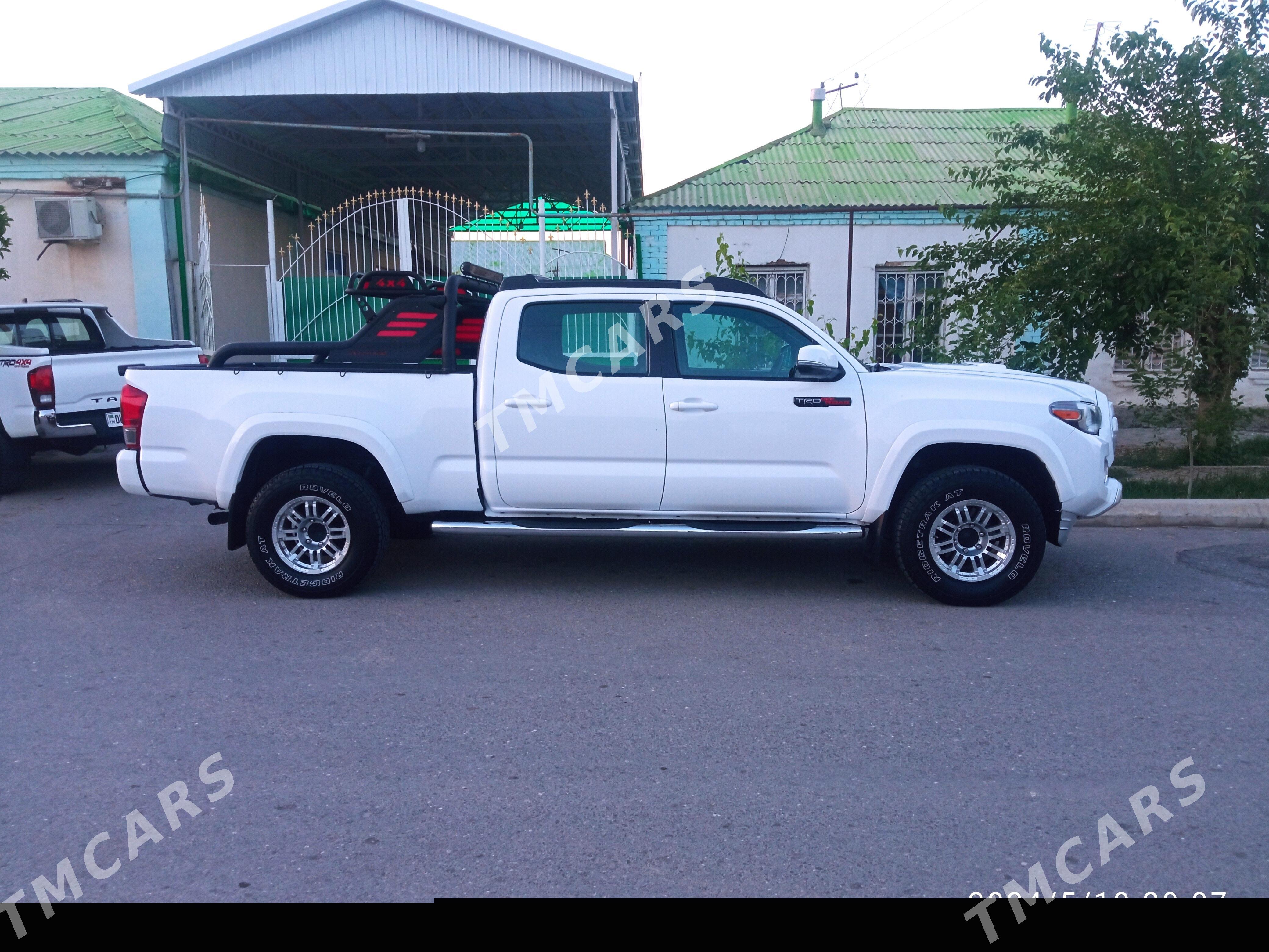 Toyota Tacoma 2016 - 490 000 TMT - Aşgabat - img 4