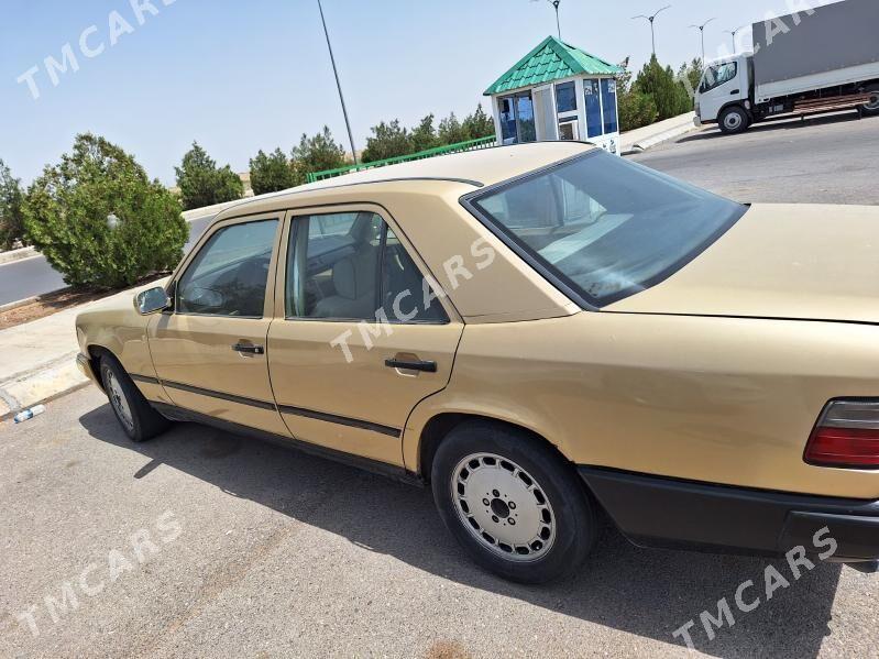 Mercedes-Benz 500E 1992 - 23 000 TMT - Мары - img 2