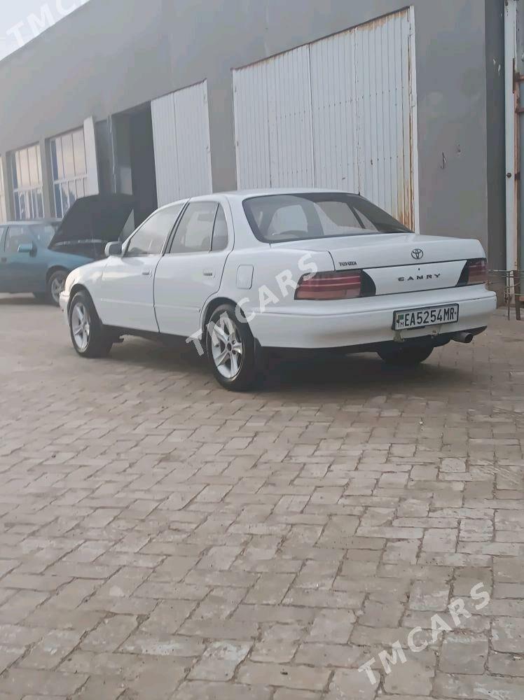 Toyota Camry 1994 - 26 000 TMT - Мары - img 4