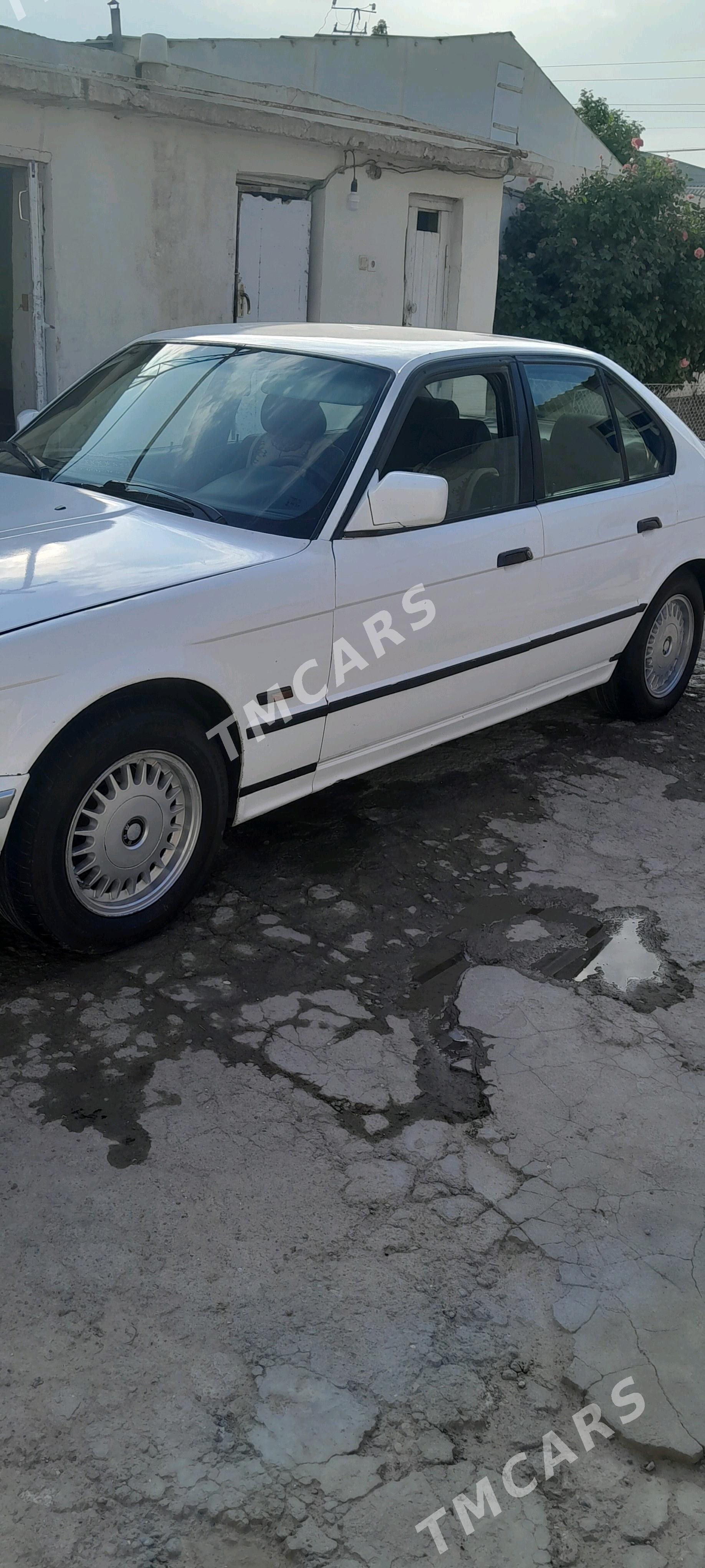 BMW 525 1992 - 50 000 TMT - Теджен - img 3