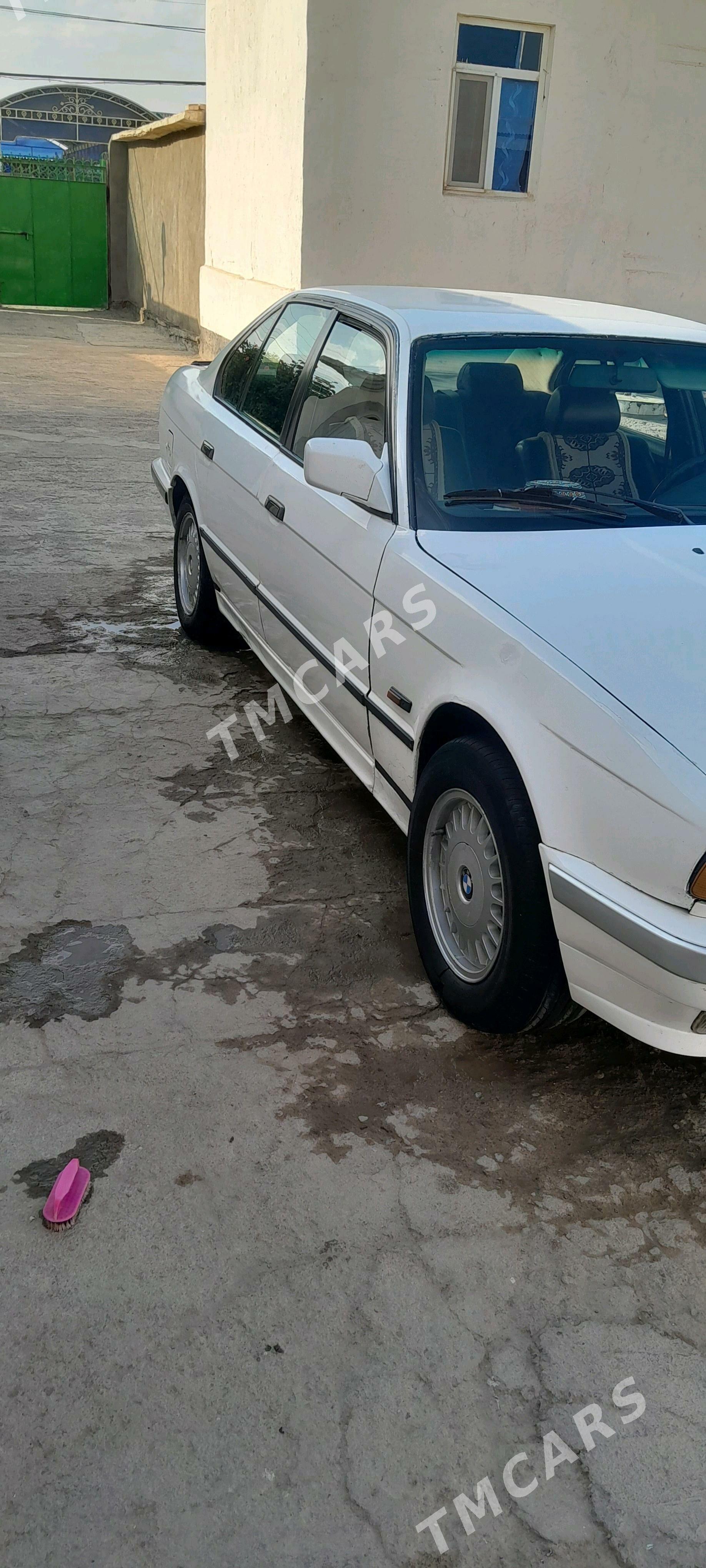 BMW 525 1992 - 50 000 TMT - Теджен - img 4