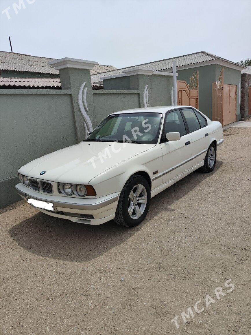 BMW E34 1995 - 60 000 TMT - Гумдаг - img 2