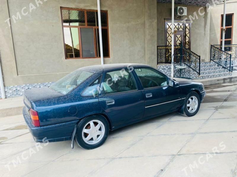 Opel Vectra 1992 - 44 000 TMT - Sakarçäge - img 3