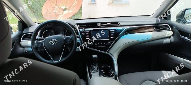 Toyota Camry 2018 - 246 000 TMT - Мургап - img 2